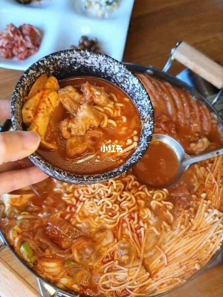 火锅中常见的泡菜及其制作