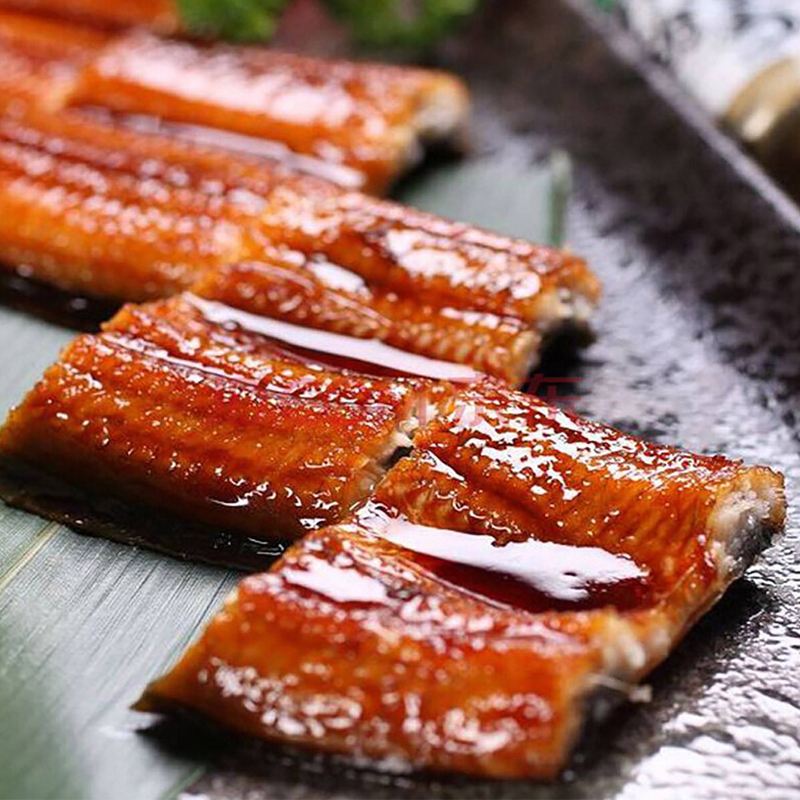 制作鳗鱼寿司时如何避免腥味