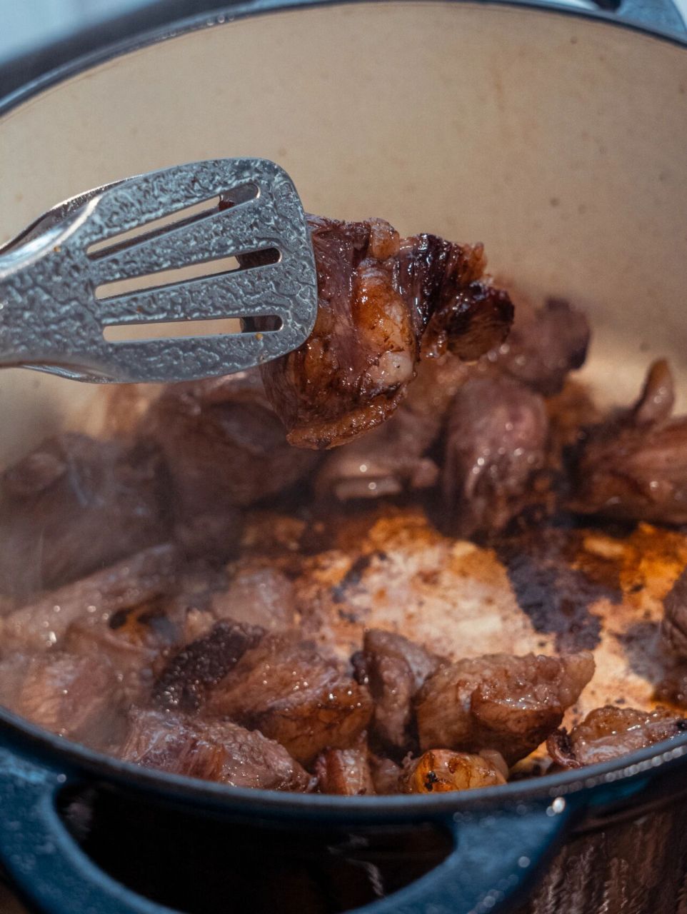 在压力锅中制作法式炖牛肉的方法