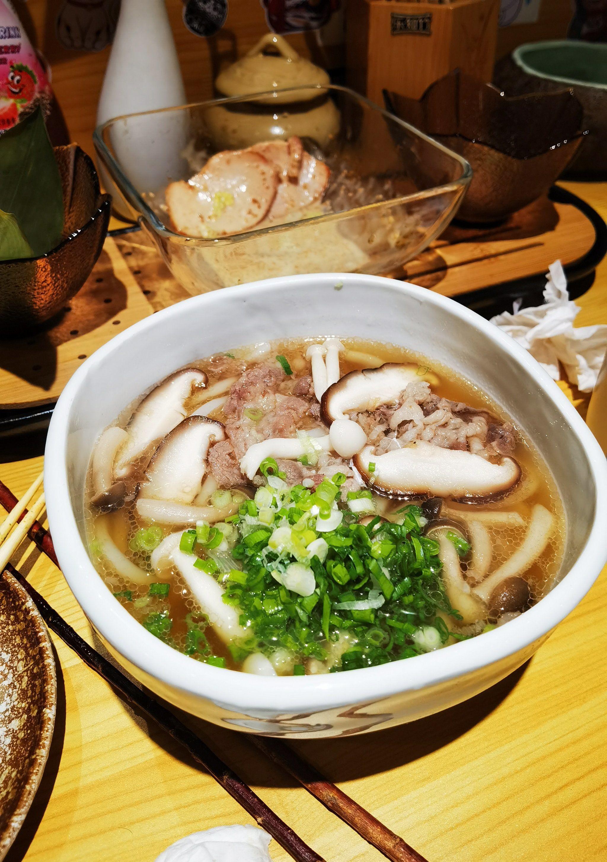 美味寿司的制作技巧：如何提高寿司的摆盘技巧